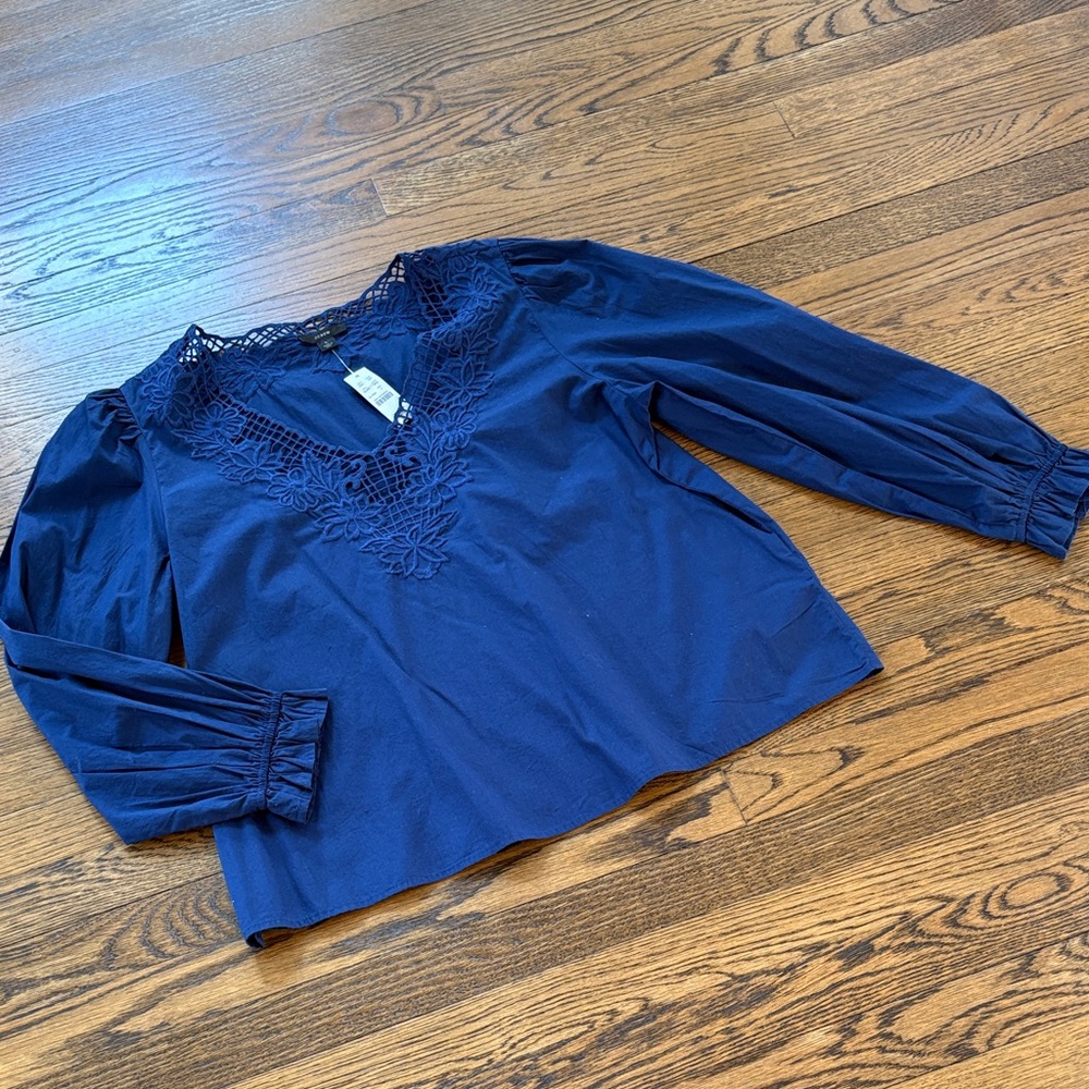 J. Crew NWT reimagined cotton Women's Navy Lace-Trim V-Neck Blouse, L